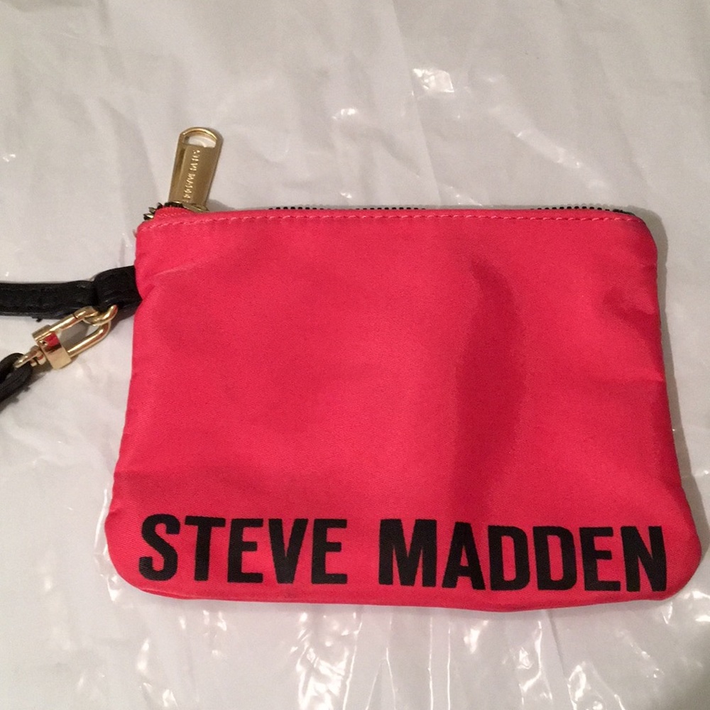 Steve Madden Wrist Purse